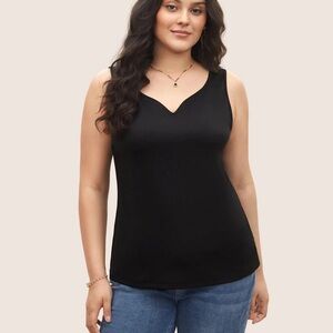 BloomChic Plus Size 2XL Solid Rib Knit Heart Neckline Tank Top us18-20